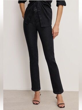 NWOT Good American GS419TFT Black184 Good Legs Straight Jeans Sz. 8/29
